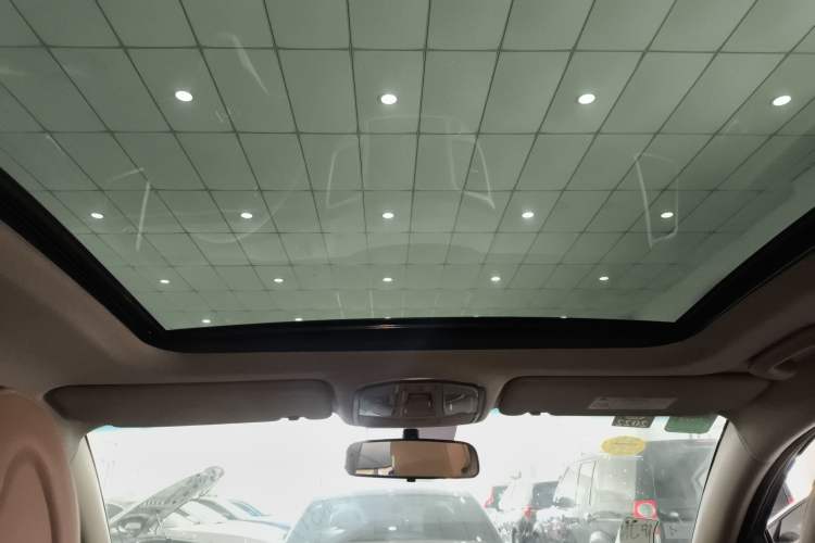 Used Hyundai Tucson 2015 1.6T Dual-Clutch Two-Wheel-Drive Leading Model
