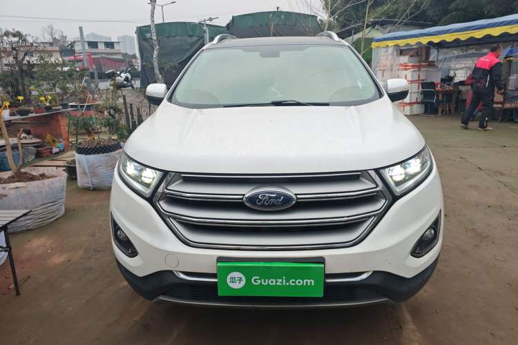 Used Ford Edge 2016 EcoBoost 245 Two-Wheel-Drive Titanium 7-Seater
