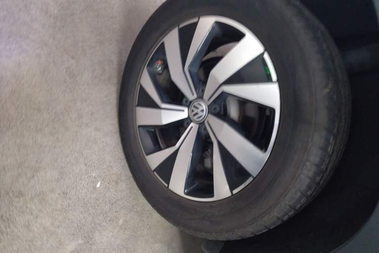 Used Volkswagen Tayron 2019 330TSI Two-Wheel Drive Luxury Model China VI Standard