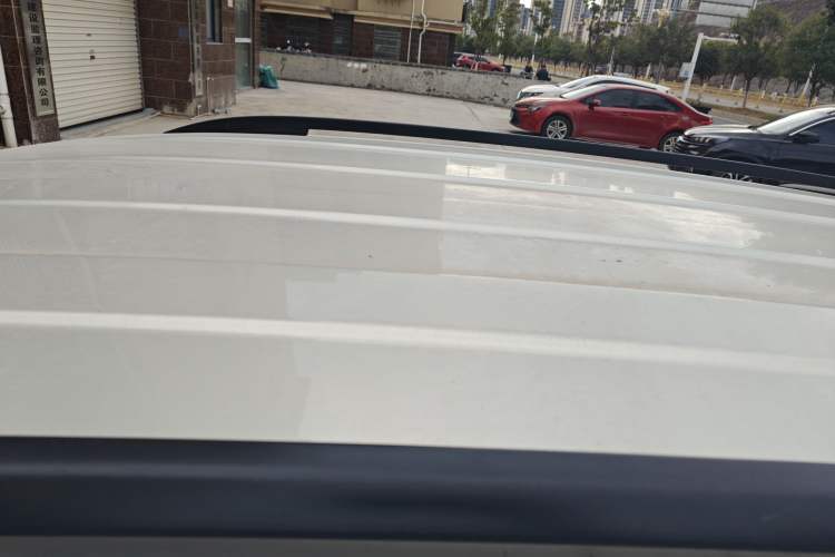 Used Volkswagen Tiguan L 2021 280TSI Automatic Two-Wheel Drive Comfort Edition – Low-Trim Version
