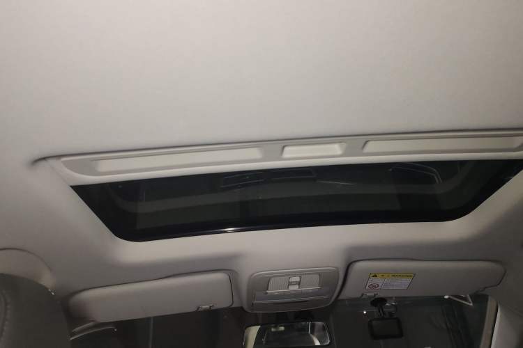 Used Roewe Ei5 2019 Smart Connect Flagship Edition
