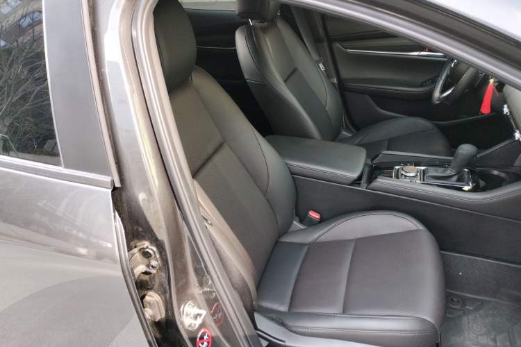 Used Mazda Mazda 3 Axela 2023 2.0L Automatic ZhiZhen Edition