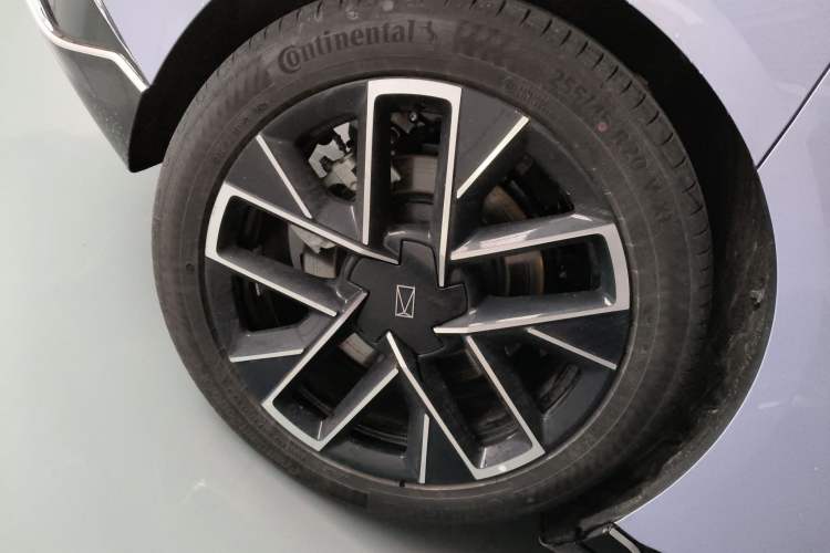 Used  06 2025 Pro Range-Extended Edition