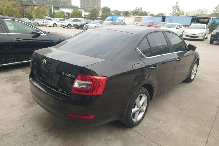 Used Skoda Octavia 2015 1.6L Automatic Yijun Edition