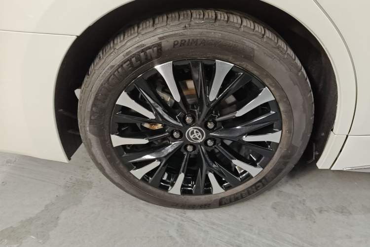 Used Toyota Alphard 2024 Dual-Engine 2.5L Prestige Edition