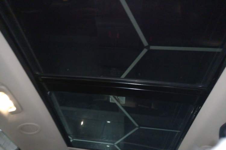 Used Ford Edge 2016 EcoBoost 245 Two-Wheel-Drive Titanium 7-Seater
