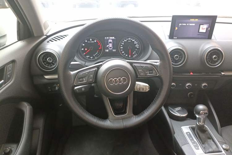 Used Audi A3 2020 Restyled Limousine 35 TFSI Ambition Version China VI