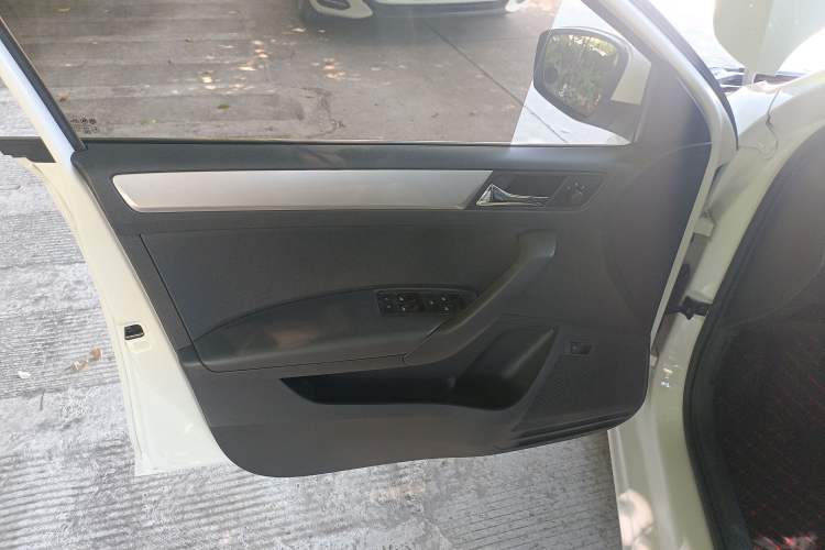 Used Skoda Rapid 2018 1.6L Manual Comfort Edition
