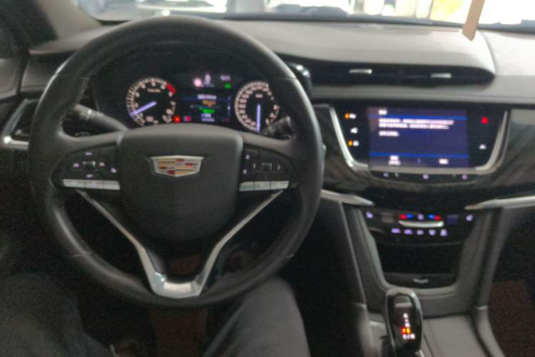 Used Cadillac XT6 2020 28T Six-Seater Luxury Version