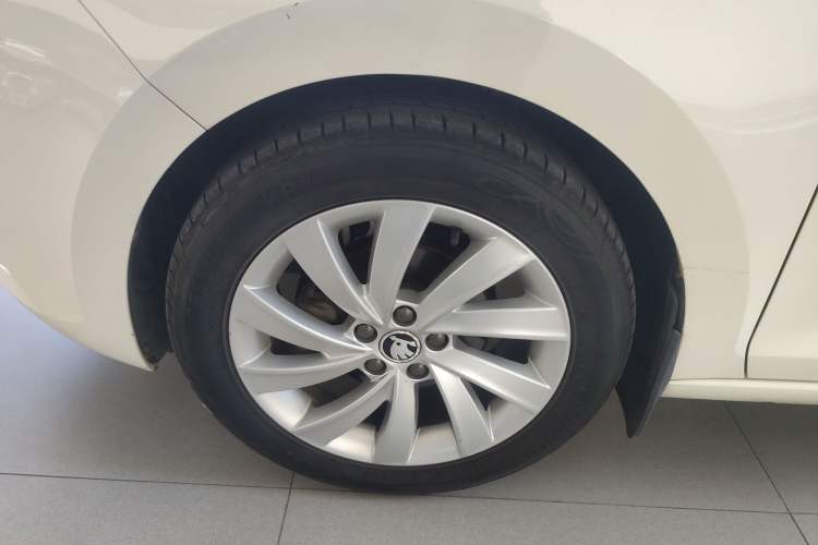 Used Skoda Rapid 2018 1.6L Manual Comfort Edition
