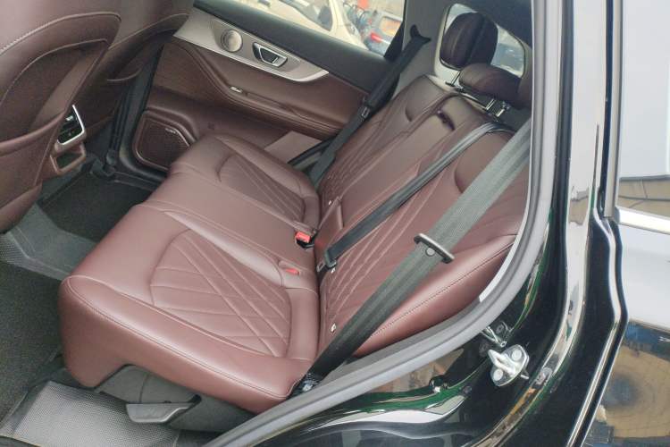 Used Chery Tiggo 8 PRO 2024 Champion Edition 390T Two-Wheel Drive Peak Version 5 Seats