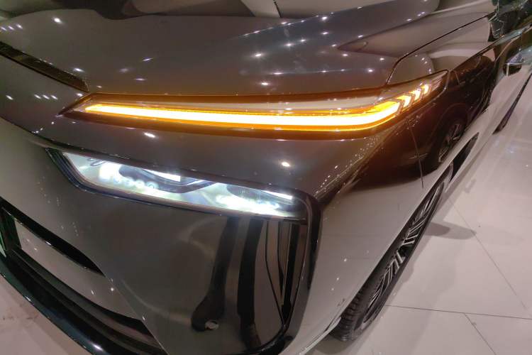 Used Wey Lanshan 2025 Four-Wheel Drive Max
