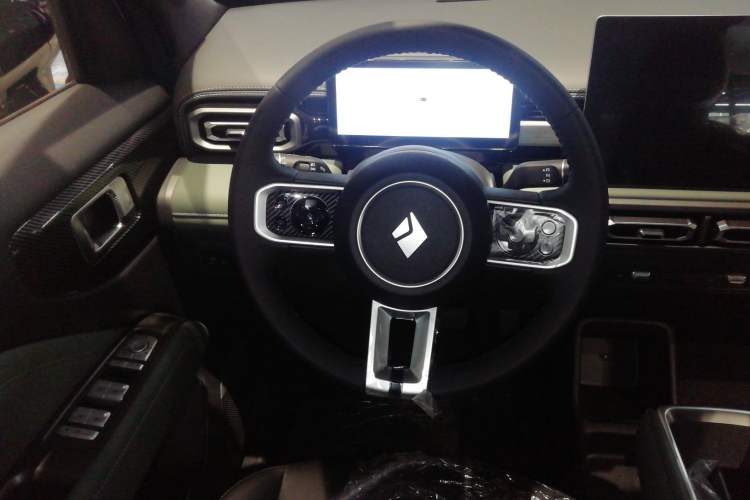 Used Baojun Spark EUV 
