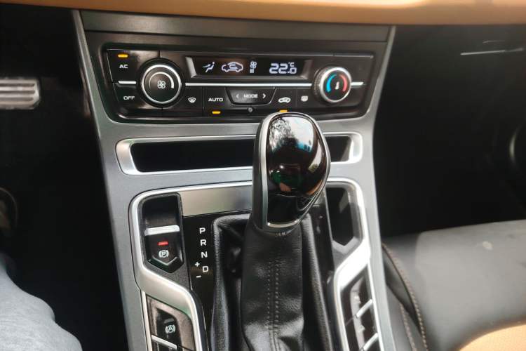 Used Geely Auto Vision S1 2018 1.4T CVT Fengchi Model
