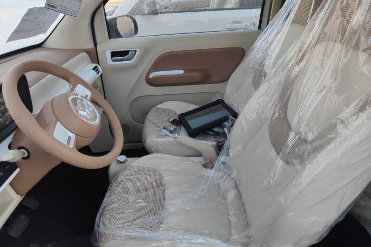 Used Wuling Hongguang MINIEV 2024 3rd Generation 215km Youth Edition
