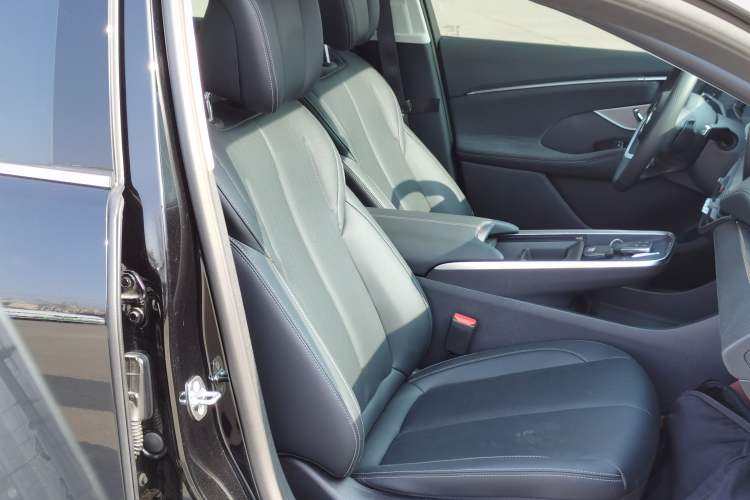 Used Buick LaCrosse 2025 28T Platinum Edition
