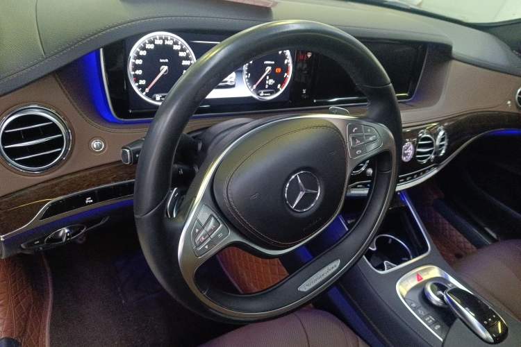 Used Mercedes-Benz S-Class 2016 S 320 L Business Model
