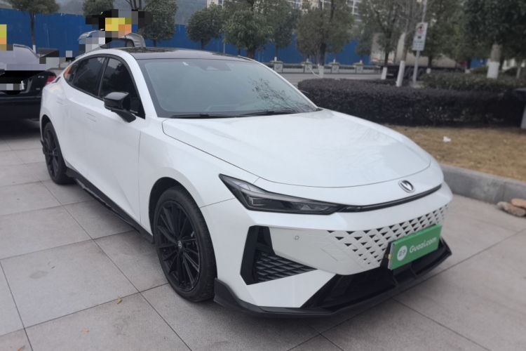 Used Changan UNI-V 2024 1.5T Prestige Sport Edition
