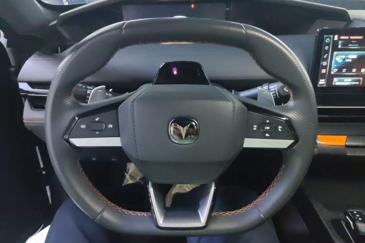 Used Changan UNI-V 2022 1.5T Prestige Version
