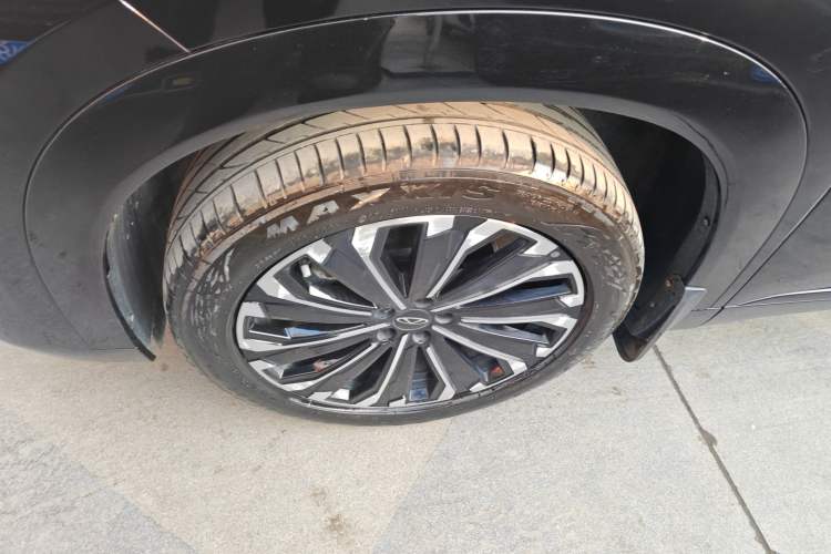 Used Chery Tiggo 9 2025 2.0T Dual-Clutch Two-Wheel Drive Black Samurai Edition 5 Seats