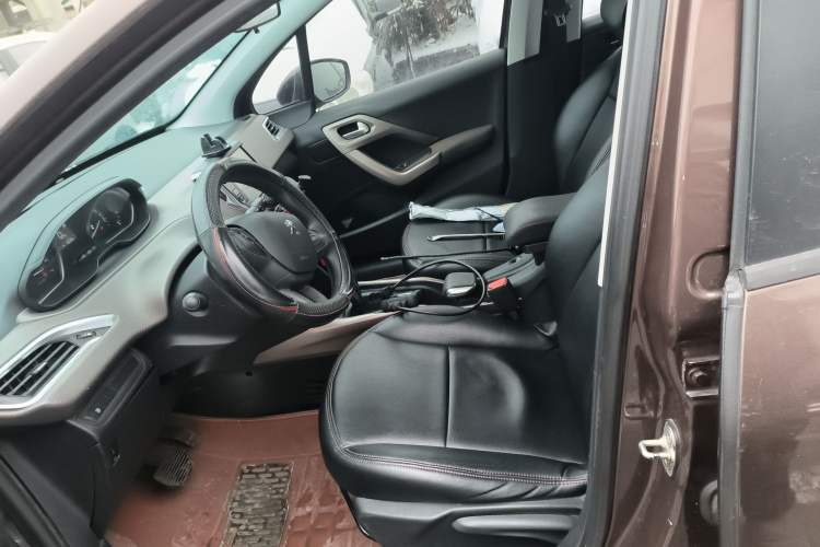 Used Peugeot 2008 2014 1.6L Automatic Fashion Edition