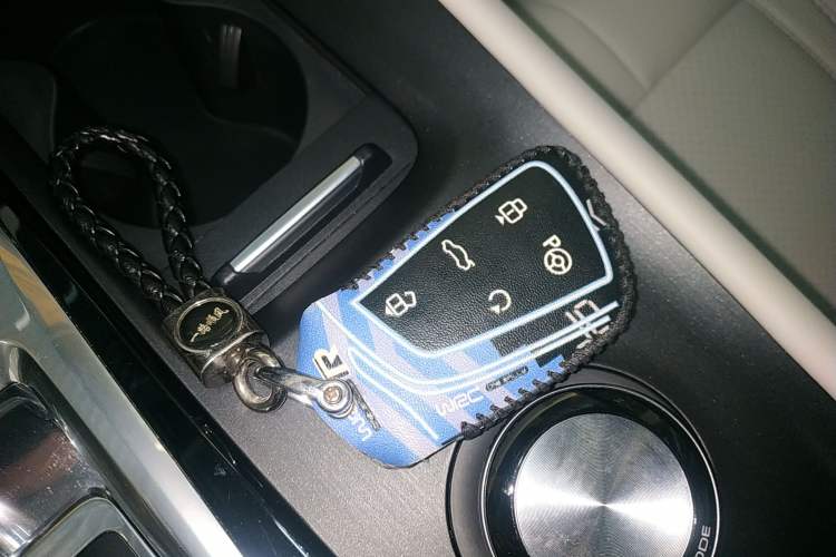 Used Dongfeng Aeolus Huge 2022 Mach Power 1.5T Dare-to-Love Edition