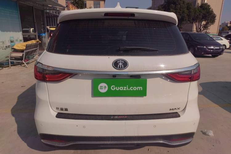 Used BYD Song MAX 2019 1.5T Automatic Smart Connect ZhiLian RuiDong Model 7 Seats China VI Standard
