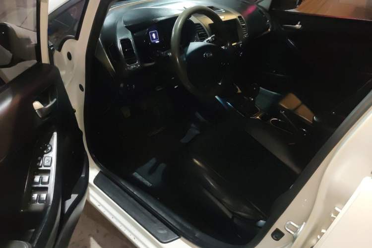 Used Kia K3 2016 1.6L Manual GL