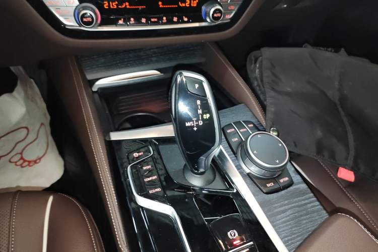 Used BMW 5 Series 2021 530Li Leading Model M Sport Package
