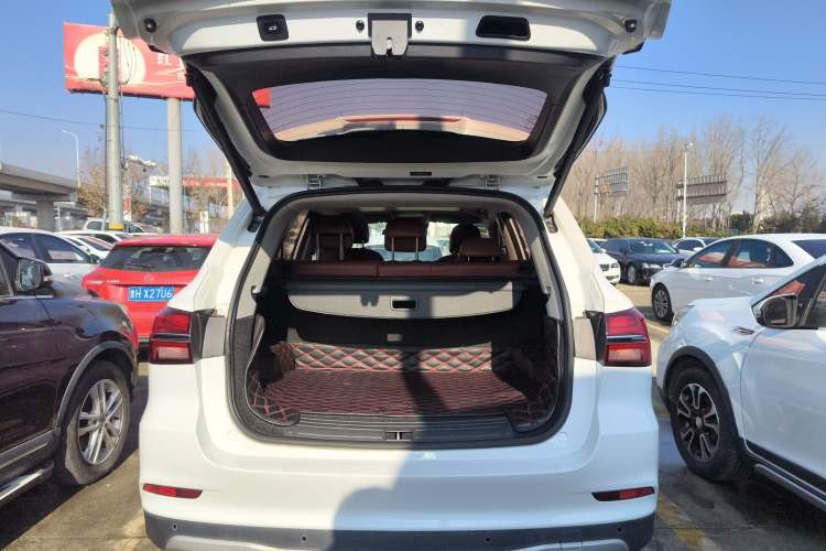 Used Roewe RX5 2016 30T Four-Wheel Drive Automatic Internet Smart Luxury Edition
