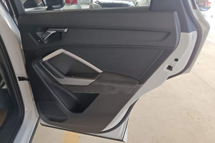 Used Audi Q3 2021 35 TFSI Fashion Dynamic Model
