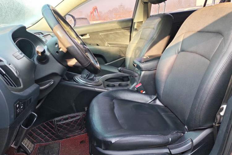 Used Kia Sportage R 2015 2.0L Manual Two-Wheel Drive GL Model