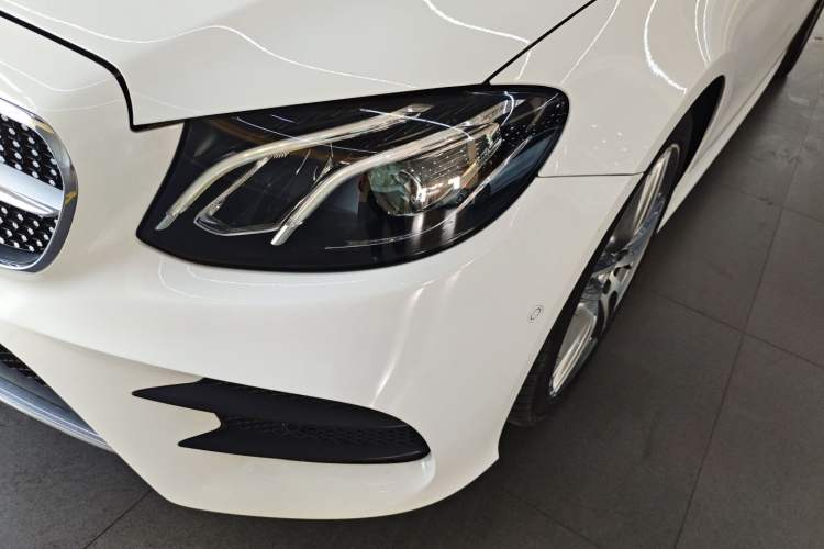 Used Mercedes-Benz E-Class 2020 E 260 4MATIC Coupe
