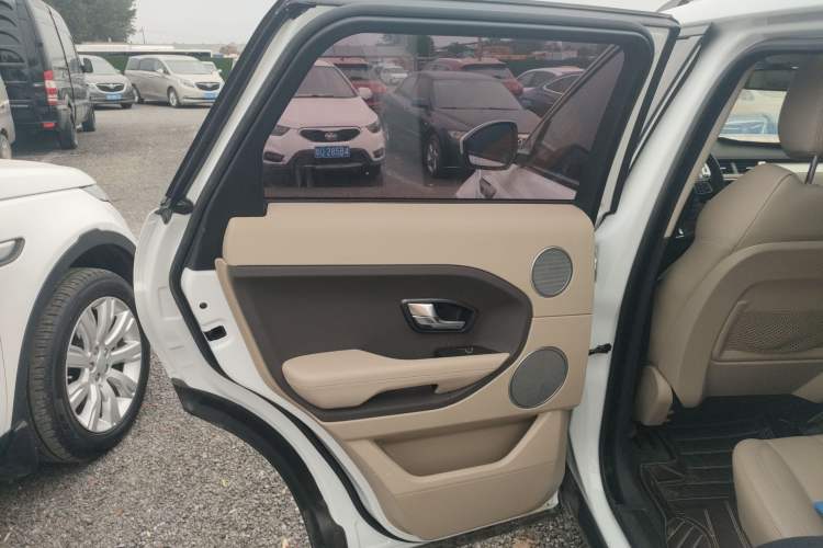 Used Land Rover Range Rover Evoque 2015 2.0T Five-Door Fashion Edition
