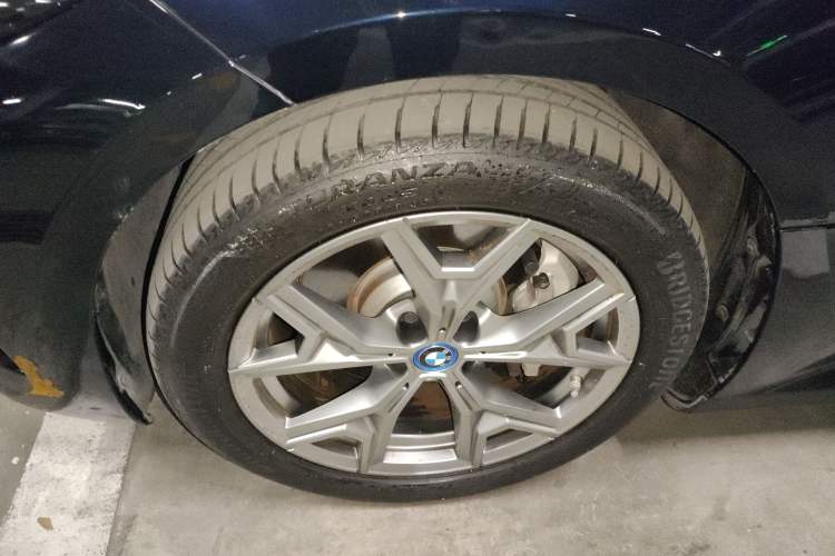 Used BMW i3 2024 eDrive 35 L
