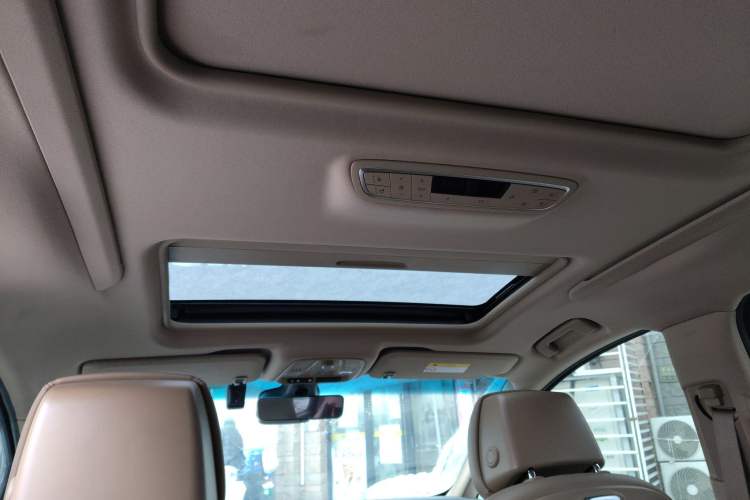 Used Buick GL8 2020 ES Land Cruiser 653T Luxury Model