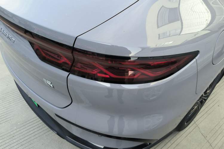 Used BYD Han 2025 DM-i 125KM LiDAR-Powered Intelligent Driving Model
