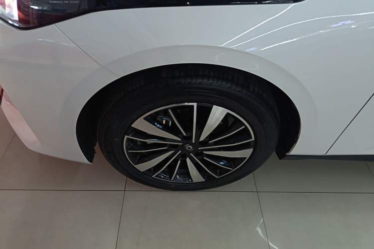 Used  A05 2024 Truly Delicious Version 70" Beyond-Grade Edition