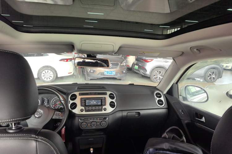 Used Volkswagen Tiguan 2016 280TSI Automatic Two-Wheel Drive Silk Road Comfort Edition