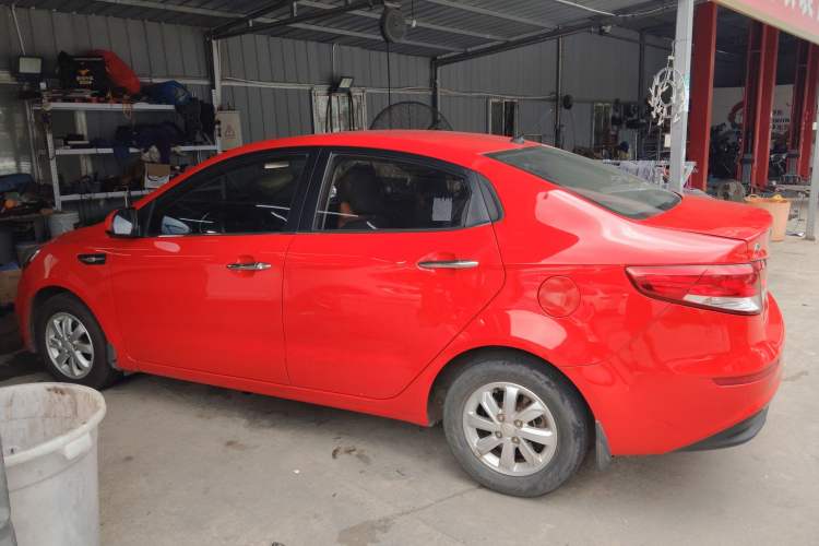 Used Kia K2 2015 Sedan 1.4L MT GLS
