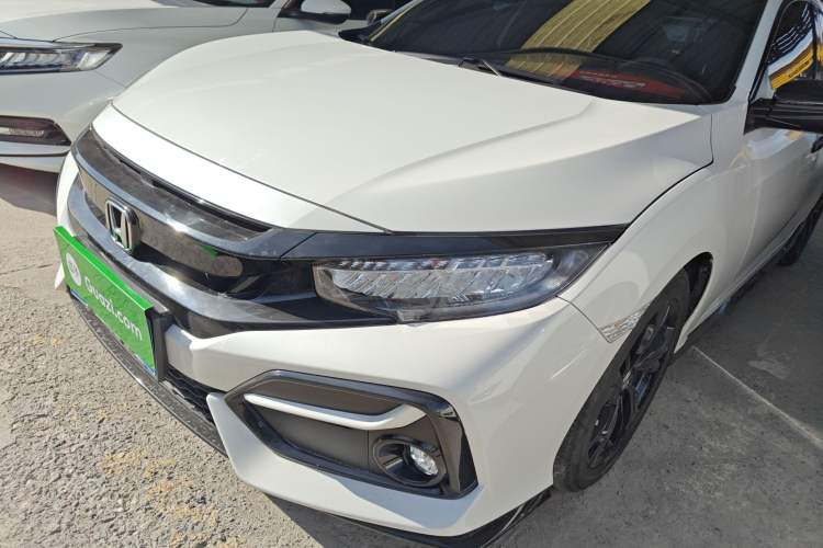 Used Honda Civic 2021 HATCHBACK 220TURBO CVT Trendy Cool Edition
