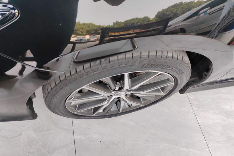 Used Toyota Camry 2021 2.5G Luxury Edition
