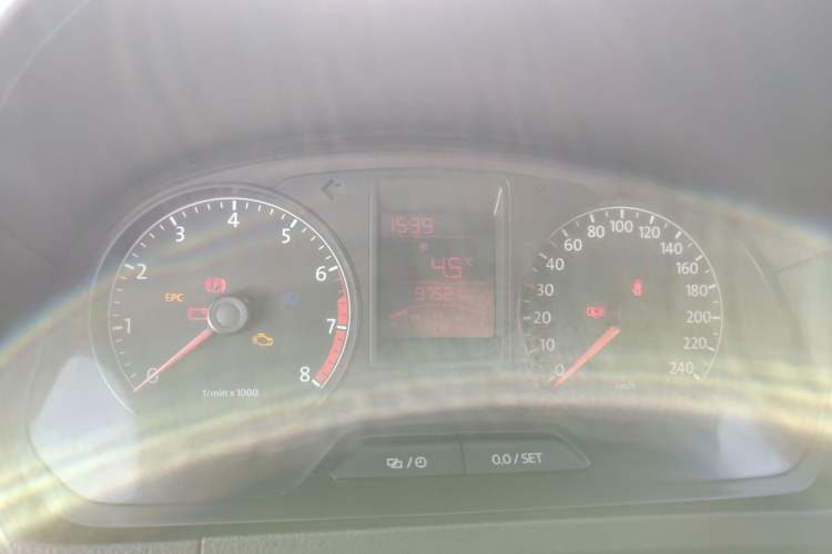 Used Volkswagen Jetta 2015 1.6L Manual Fashion Edition