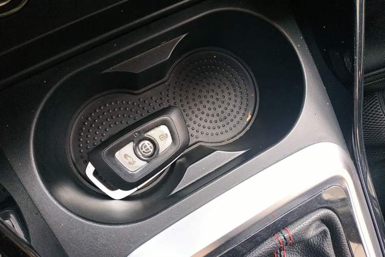 Used Brilliance V3 2016 1.5L Automatic Smart Version
