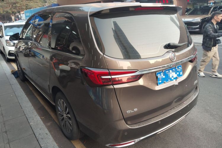 Used Buick GL8 2023 Land Executive Class Smart Enjoyment Model
