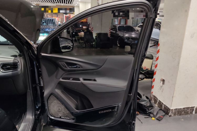 Used Chevrolet Equinox 2021 550T RS Smart Boundary-Pushing Edition
