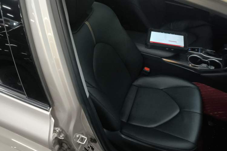 Used Toyota Camry 2019 Revised Version 2.5G Luxury Edition