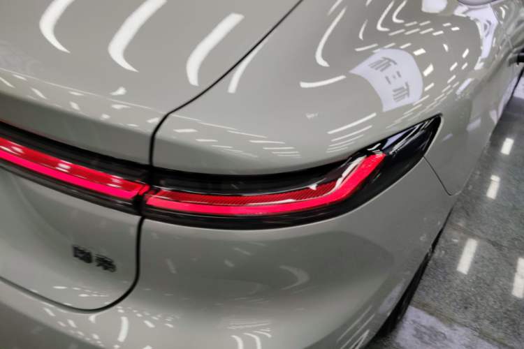 Used Nio ET7 2024 75 kWh Executive Signature Edition
