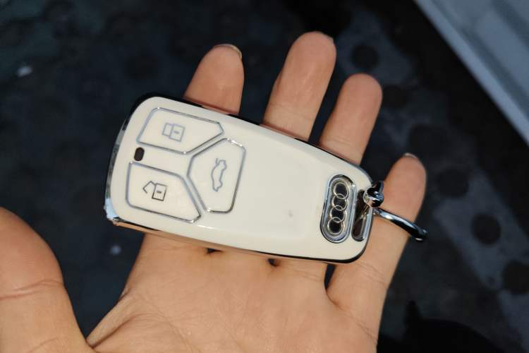 Used Audi A4L 2018 30th Anniversary Edition 40 TFSI Fashion Model
