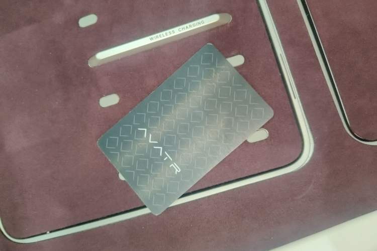 Used  12 2024 700 Three-Laser Rear-Wheel Drive Luxury Edition